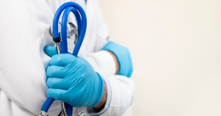 nowa-infolinia----helpline----wspiera-chorych-na-a-auto-3822